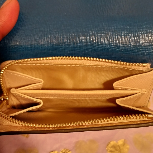 Furla Trifold Blue & Beige Saffiano Wallet (Nwot) - Picture 14 of 16